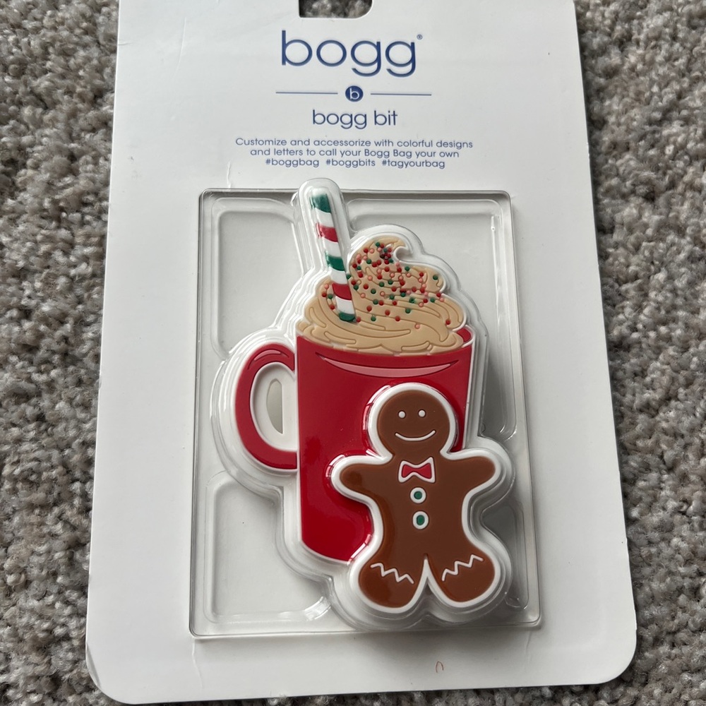 NWT Bogg Bit - warm winter snacks